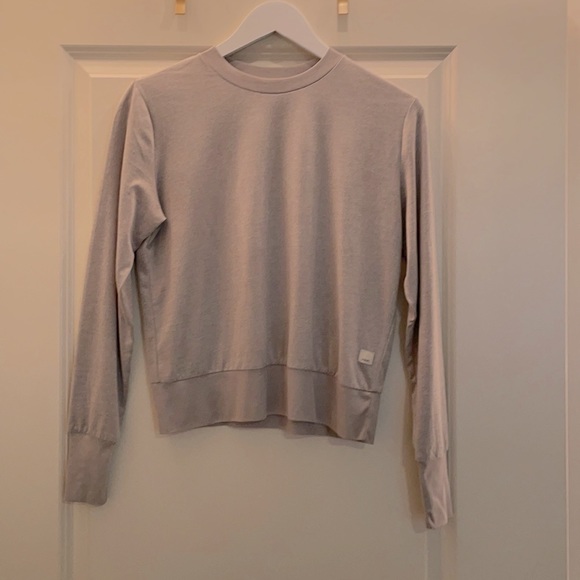 Vuori Light Grey Daydream Crew - Picture 1 of 3